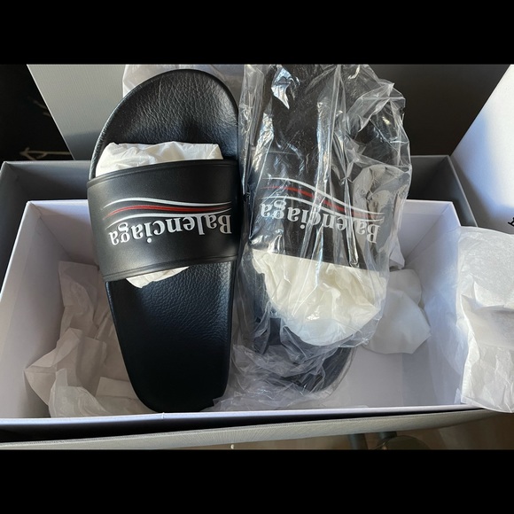 Balenciaga slides - Picture 2 of 5